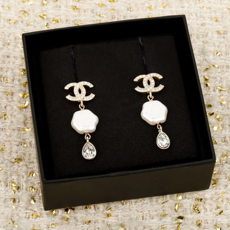 Ch**el earrings